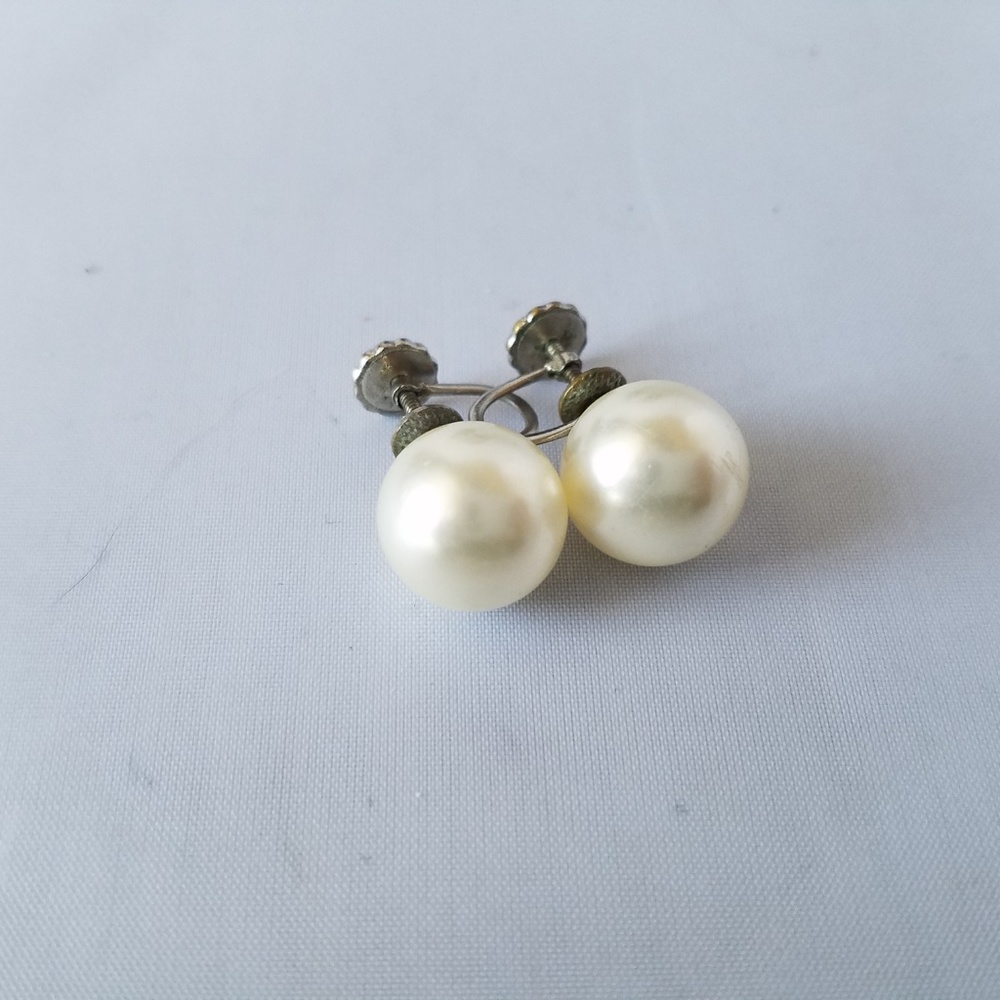 Richelieu Signed Vintage Pearl Earrings 2 Pairs - image 3